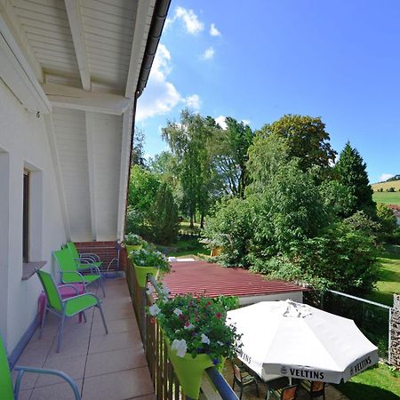 Quaint Apartment in Eimelrod near Lake&Water Sports Willingen  Exterior foto