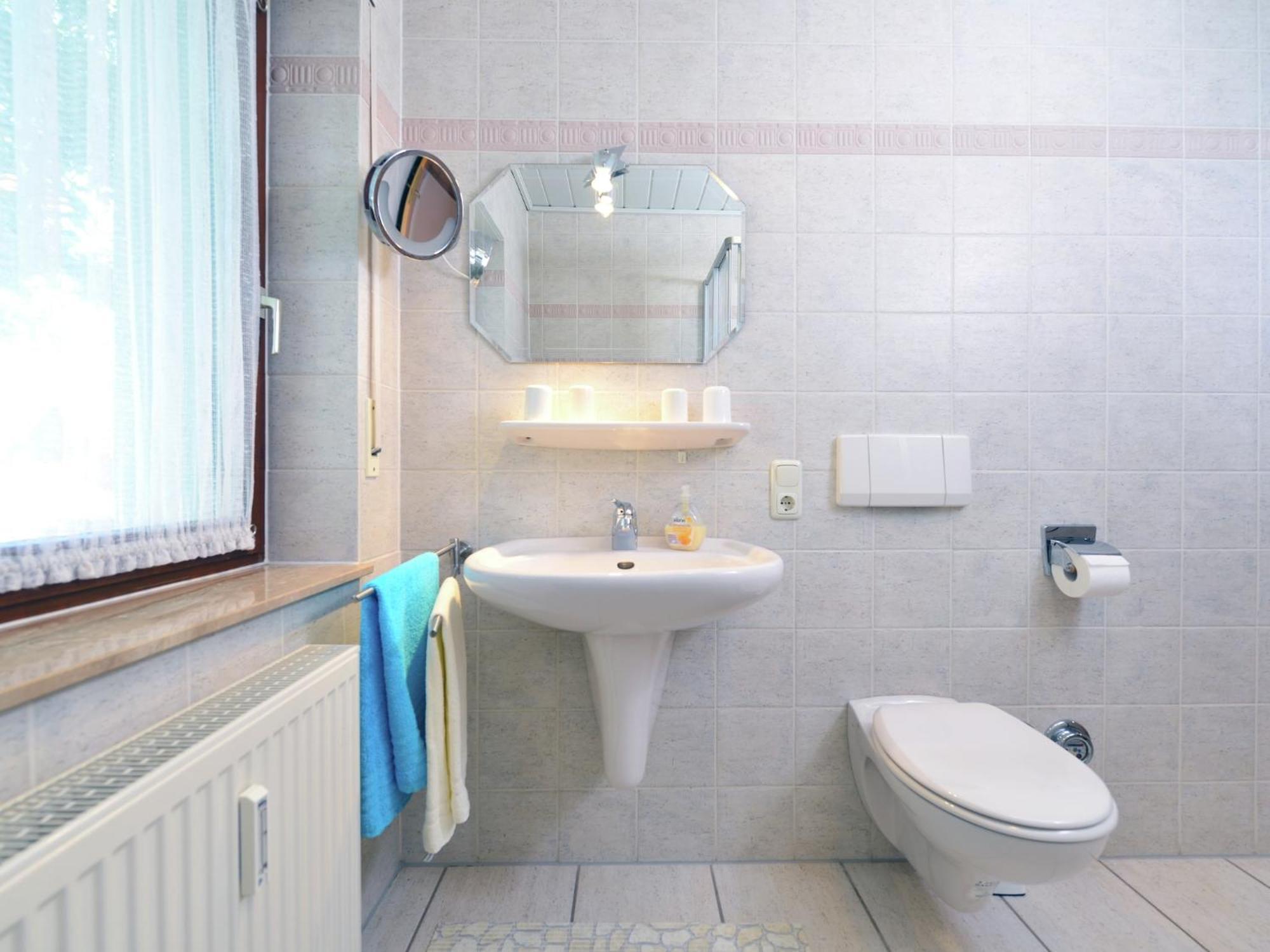 Quaint Apartment in Eimelrod near Lake&Water Sports Willingen  Exterior foto