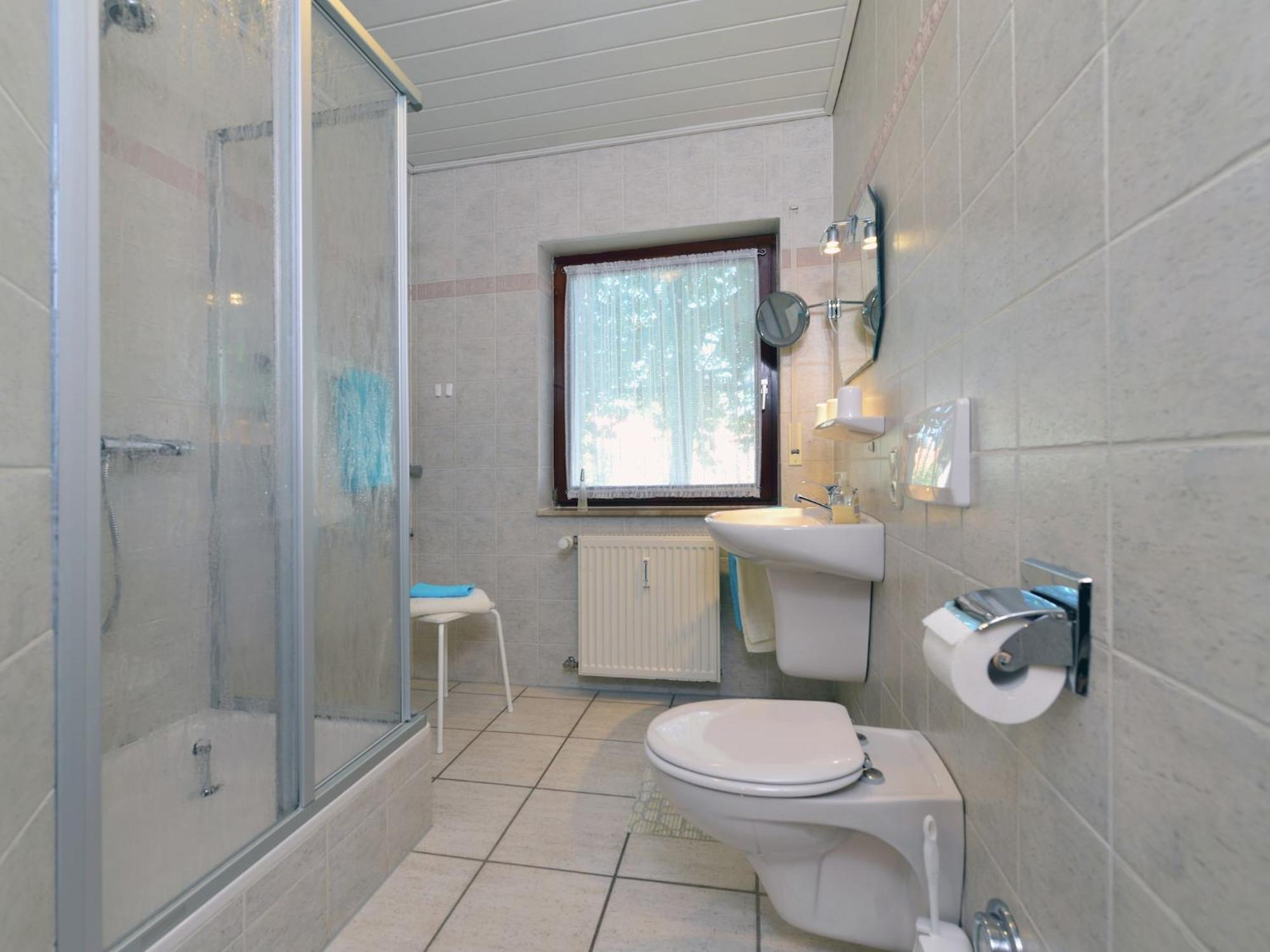Quaint Apartment in Eimelrod near Lake&Water Sports Willingen  Exterior foto