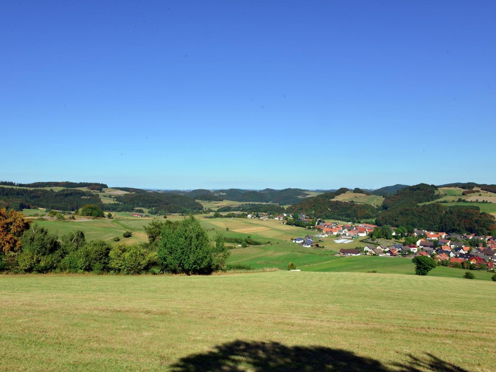 Quaint Apartment in Eimelrod near Lake&Water Sports Willingen  Exterior foto