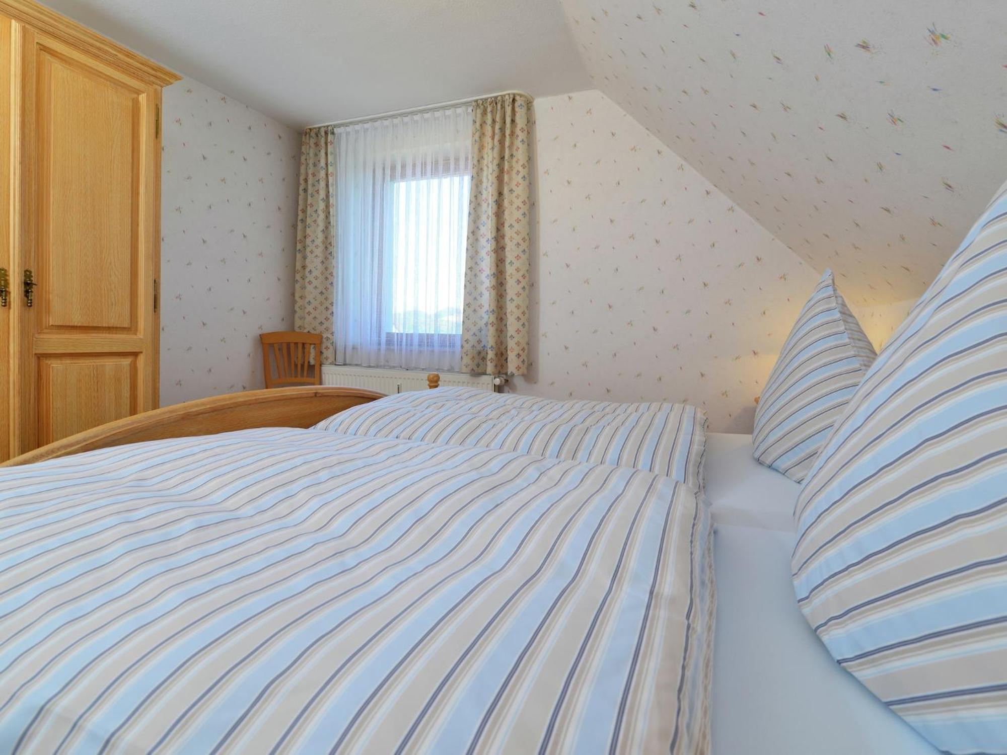 Quaint Apartment in Eimelrod near Lake&Water Sports Willingen  Exterior foto
