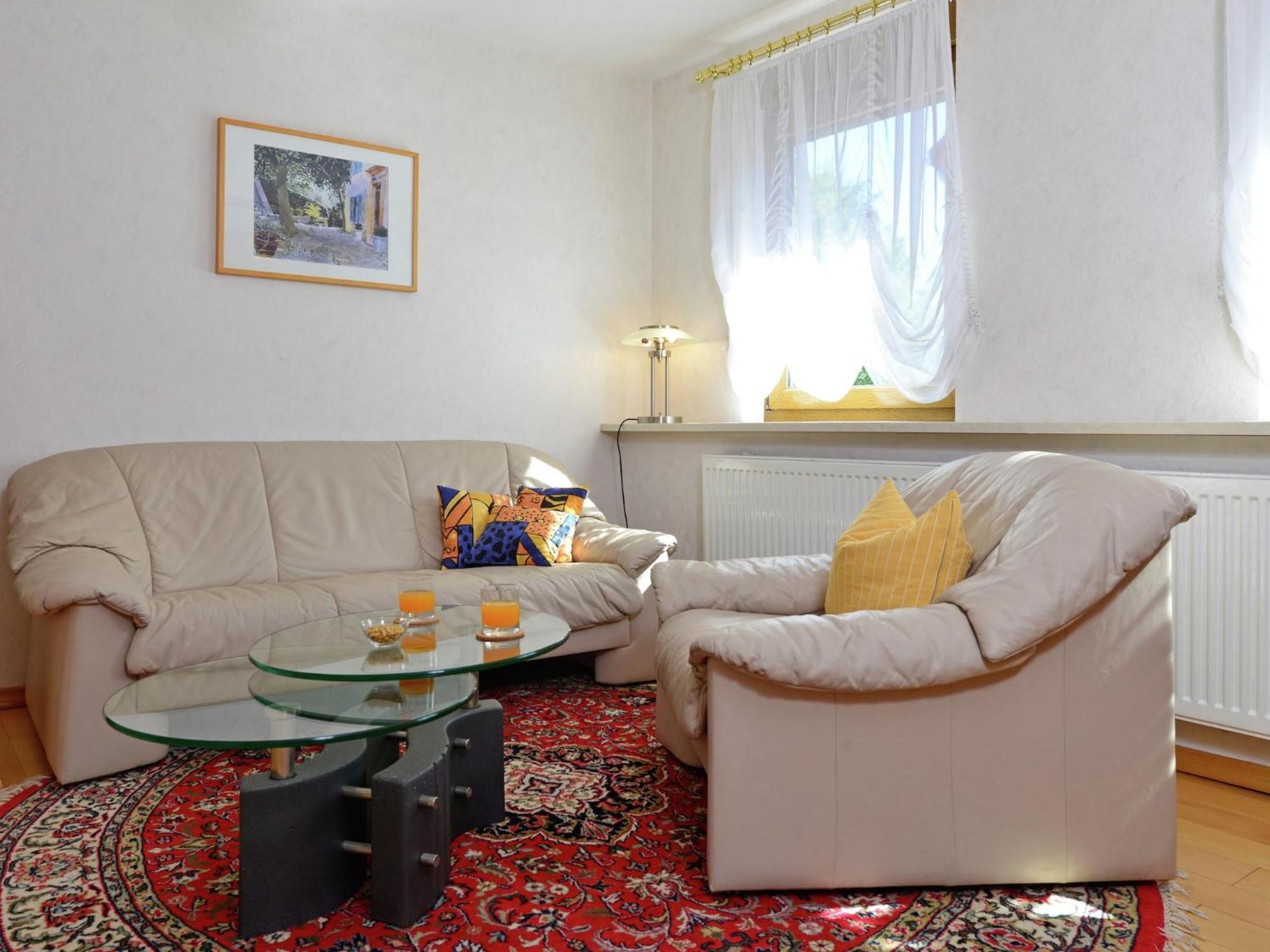 Quaint Apartment in Eimelrod near Lake&Water Sports Willingen  Exterior foto
