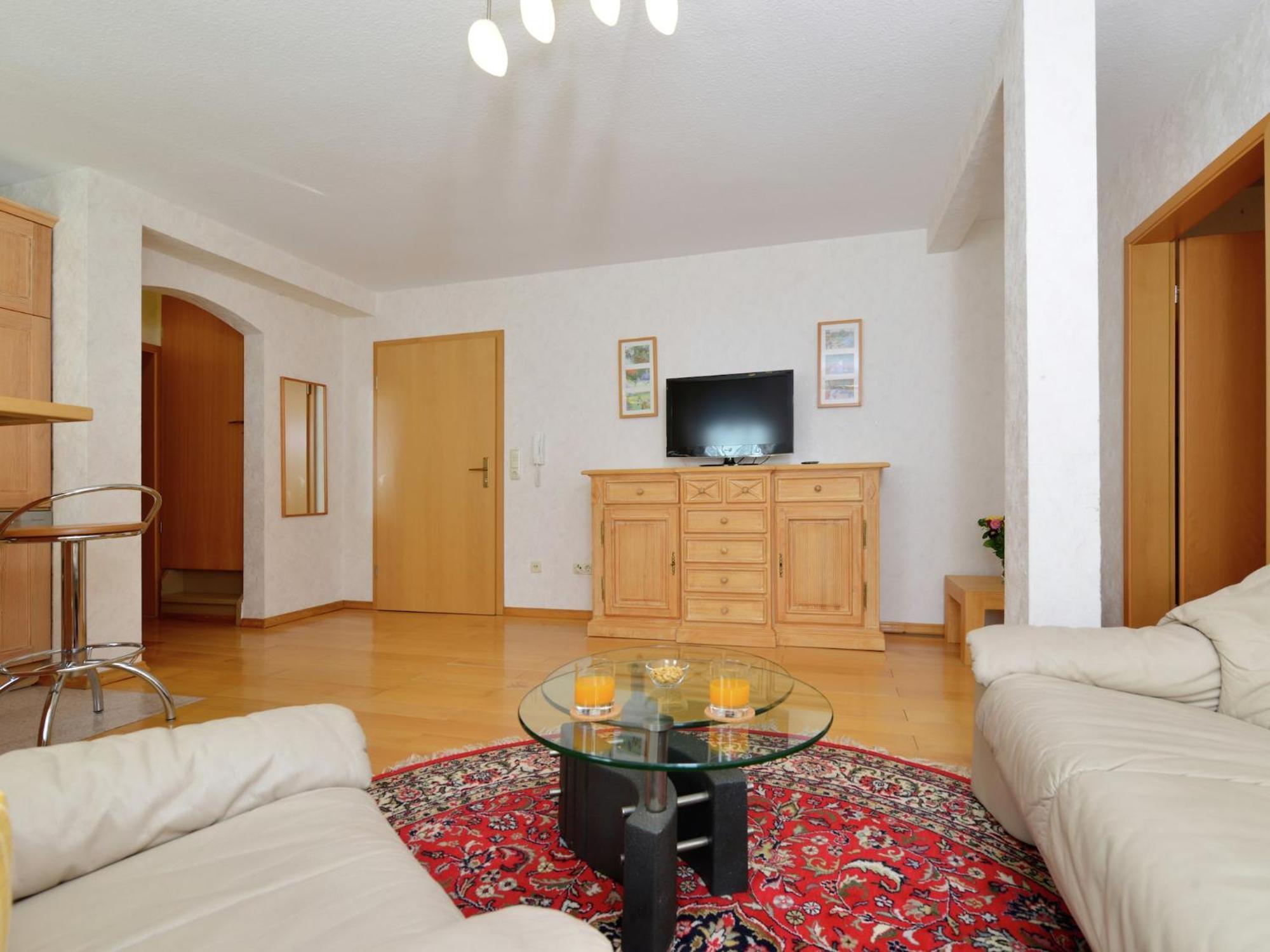 Quaint Apartment in Eimelrod near Lake&Water Sports Willingen  Exterior foto